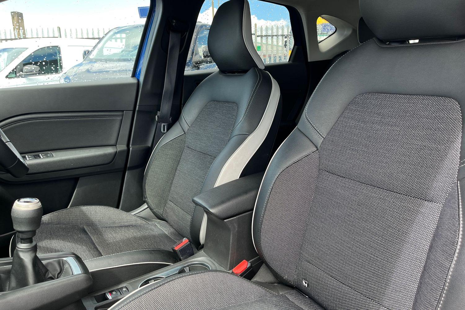 Renault Captur Photo 18