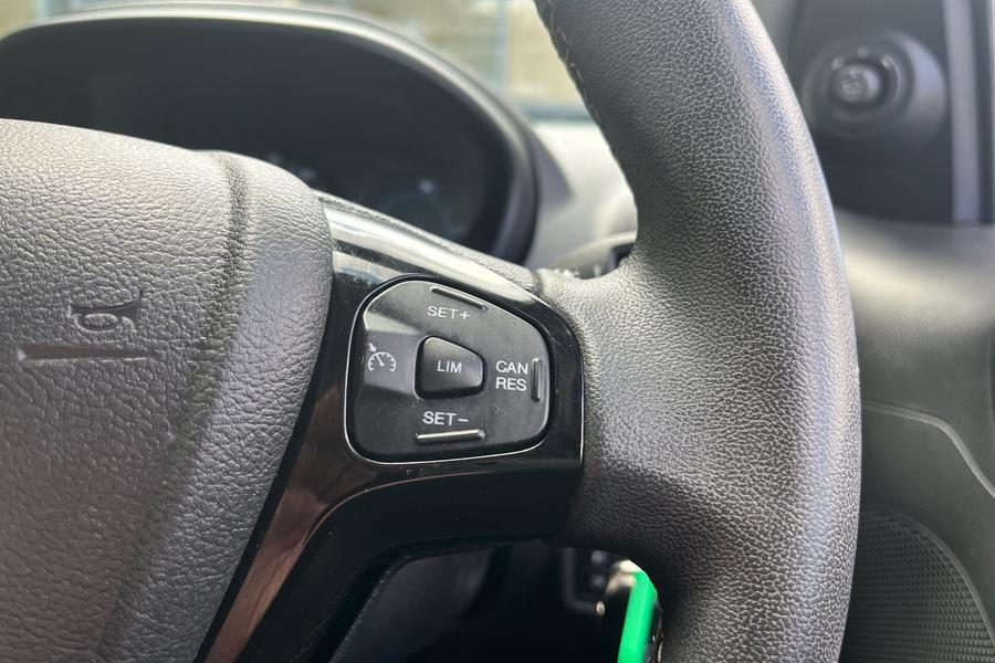 Ford Ka+ Photo autoimg-6d371ea1ee7ff80de332446fb674fae3eaf64be0.jpg