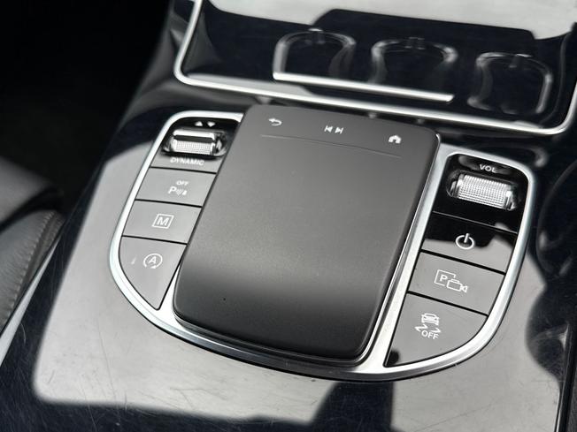 MERCEDES-BENZ Glc Photo 32