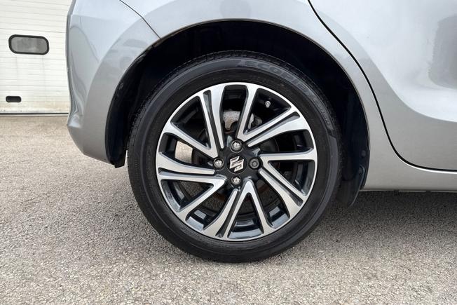 SUZUKI Swift Photo 21