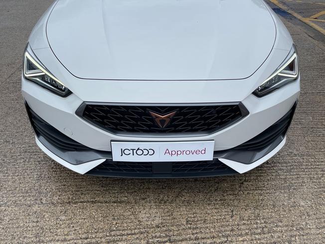 CUPRA Leon Photo 21