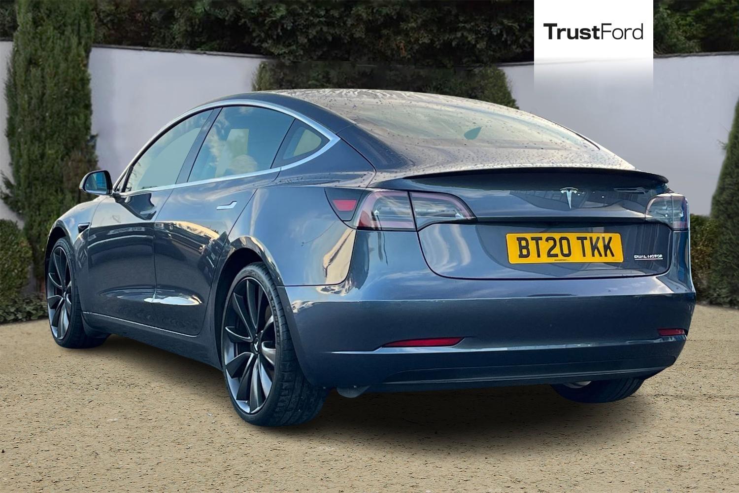 TESLA MODEL 3 Photo 1
