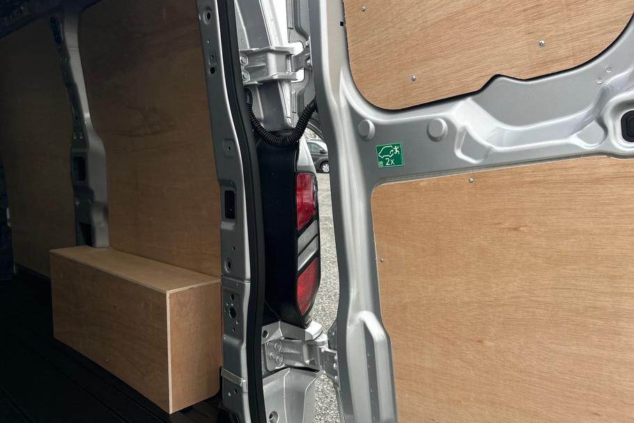 Used FORD TRANSIT CUSTOM WR75MYW 27