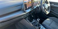 Volkswagen Golf Photo 1