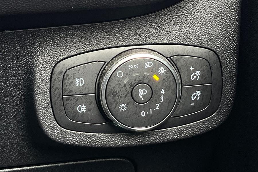 Ford Fiesta Photo autoimg-6d3f9c1c419a3e62139d753f2d417902500250e5.jpg