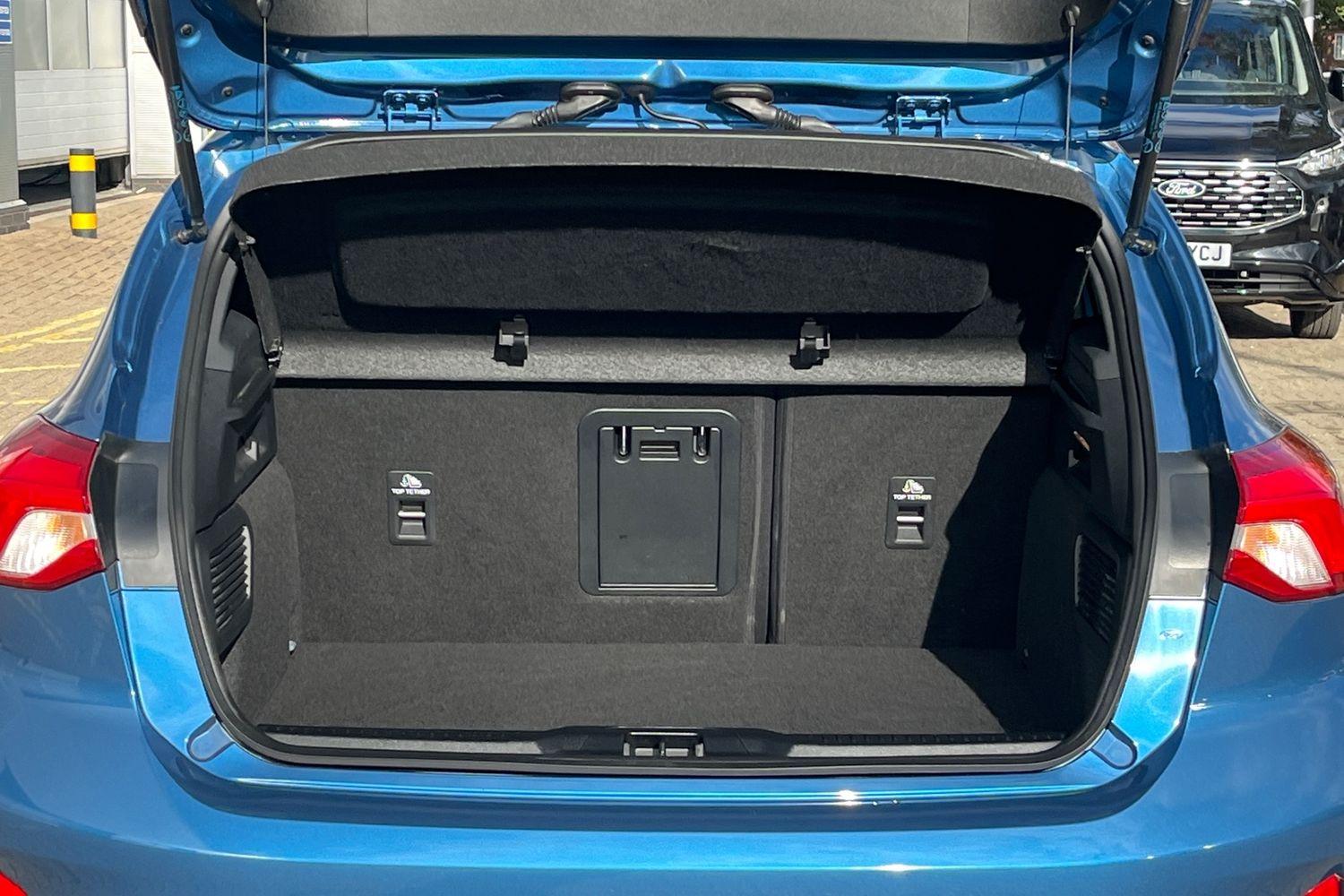 Ford FOCUS Photo 20