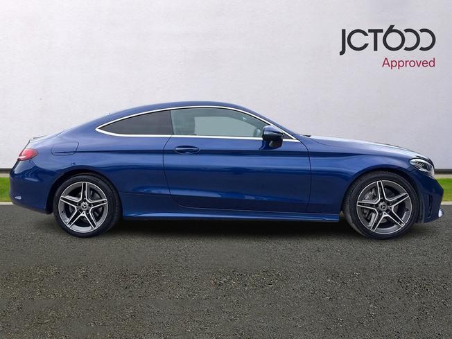 MERCEDES-BENZ C Class Photo 4
