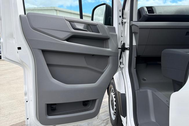VOLKSWAGEN Crafter Photo 50