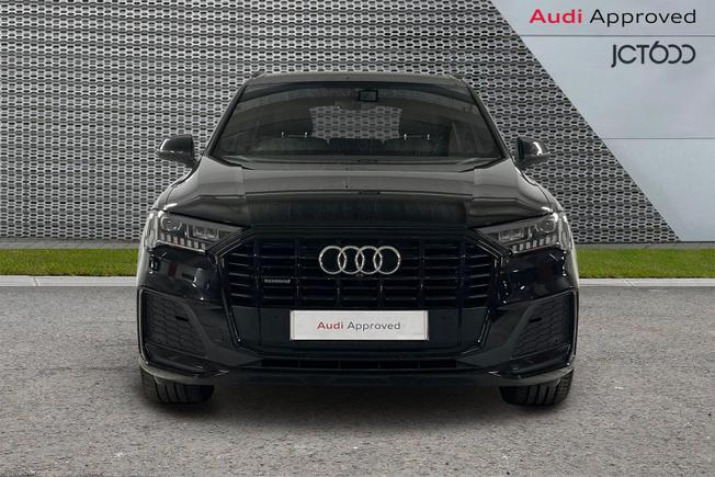 AUDI Q7 Photo 8