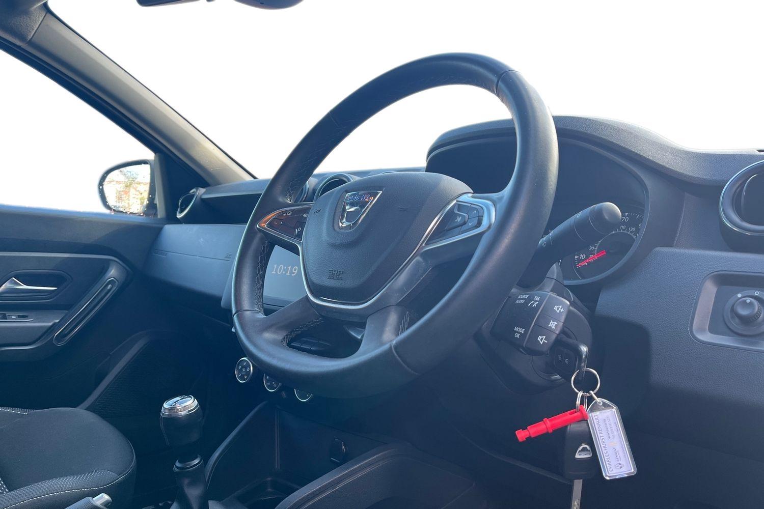 Dacia DUSTER Photo 8