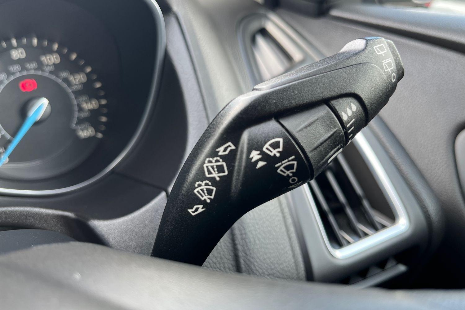 Ford FOCUS Photo 14