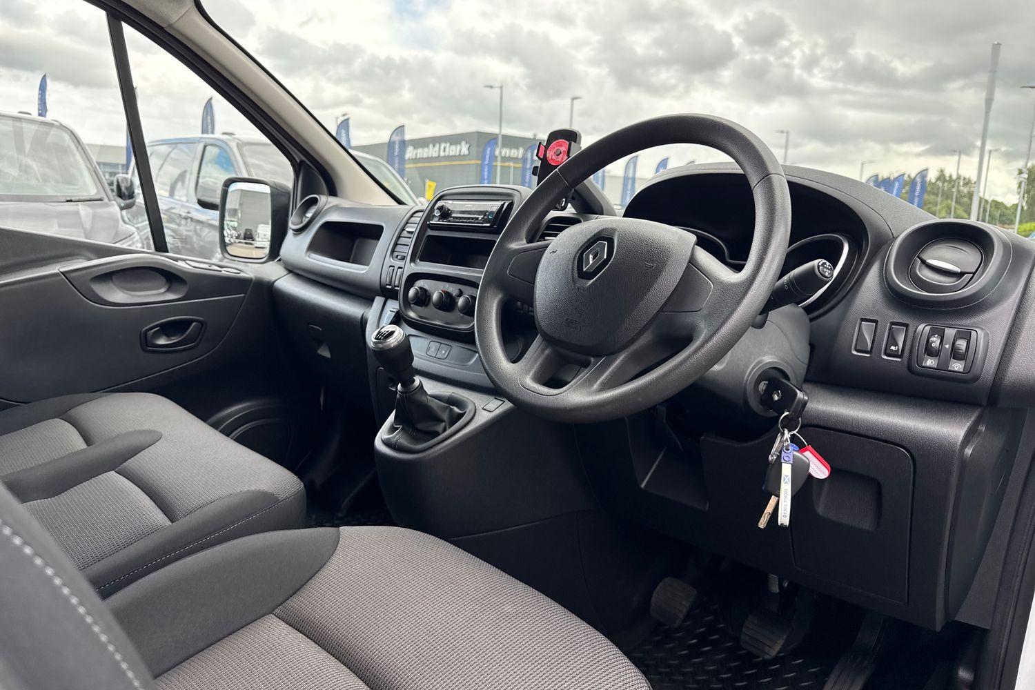 Renault TRAFIC Photo 39
