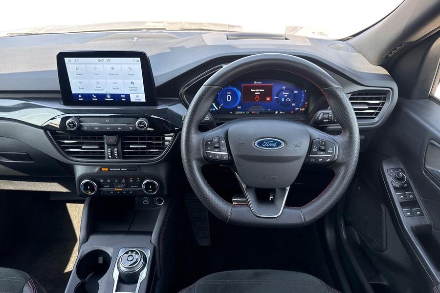 Ford KUGA Photo autoimg-6d5ff3aef073584d38144a17aa6b1c5a394cd3d1.jpg