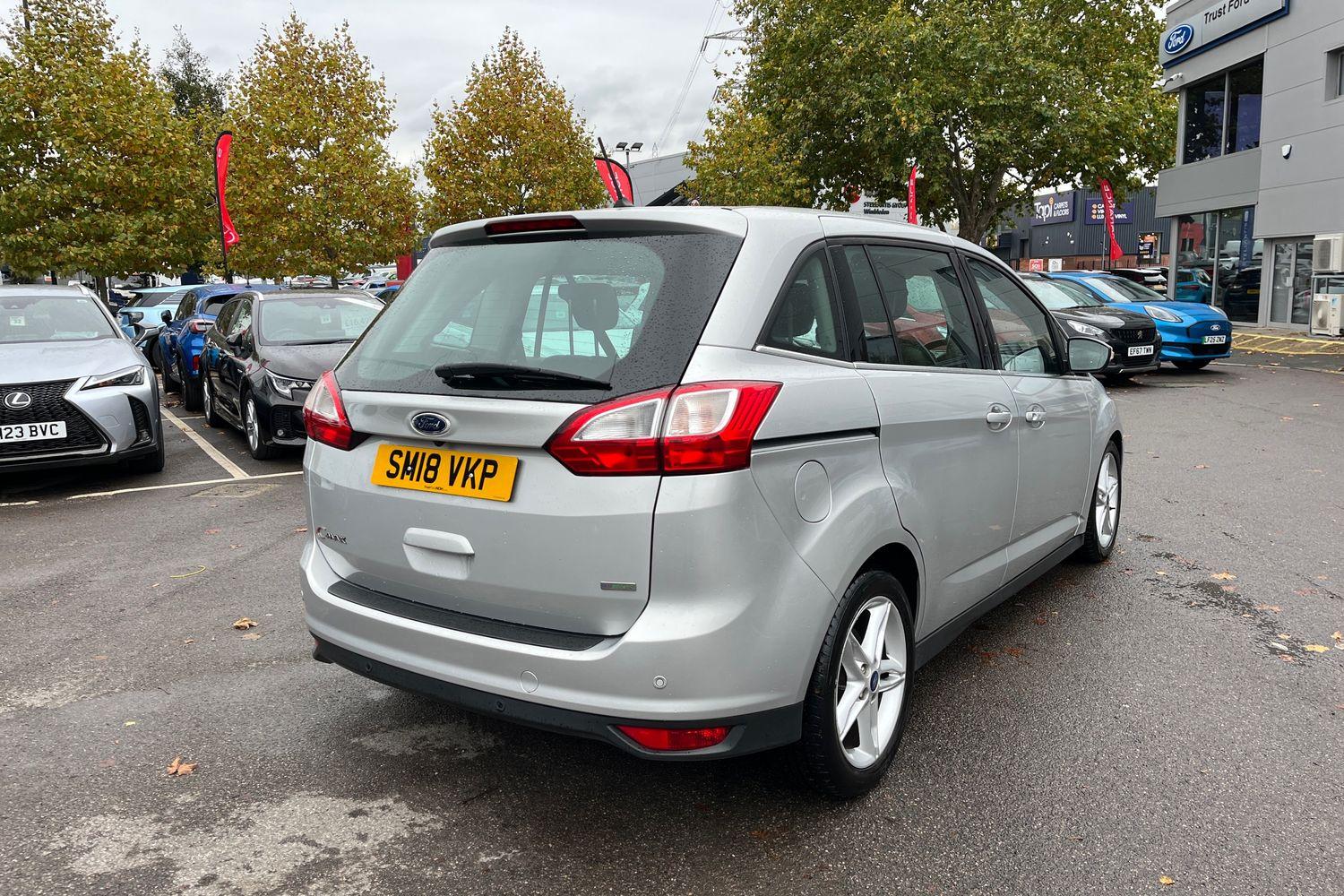 Ford GRAND C-MAX Photo 34