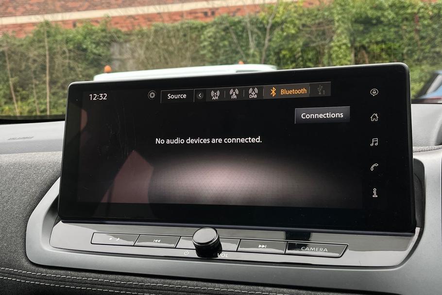 Used Nissan Qashqai YO25LHL 26