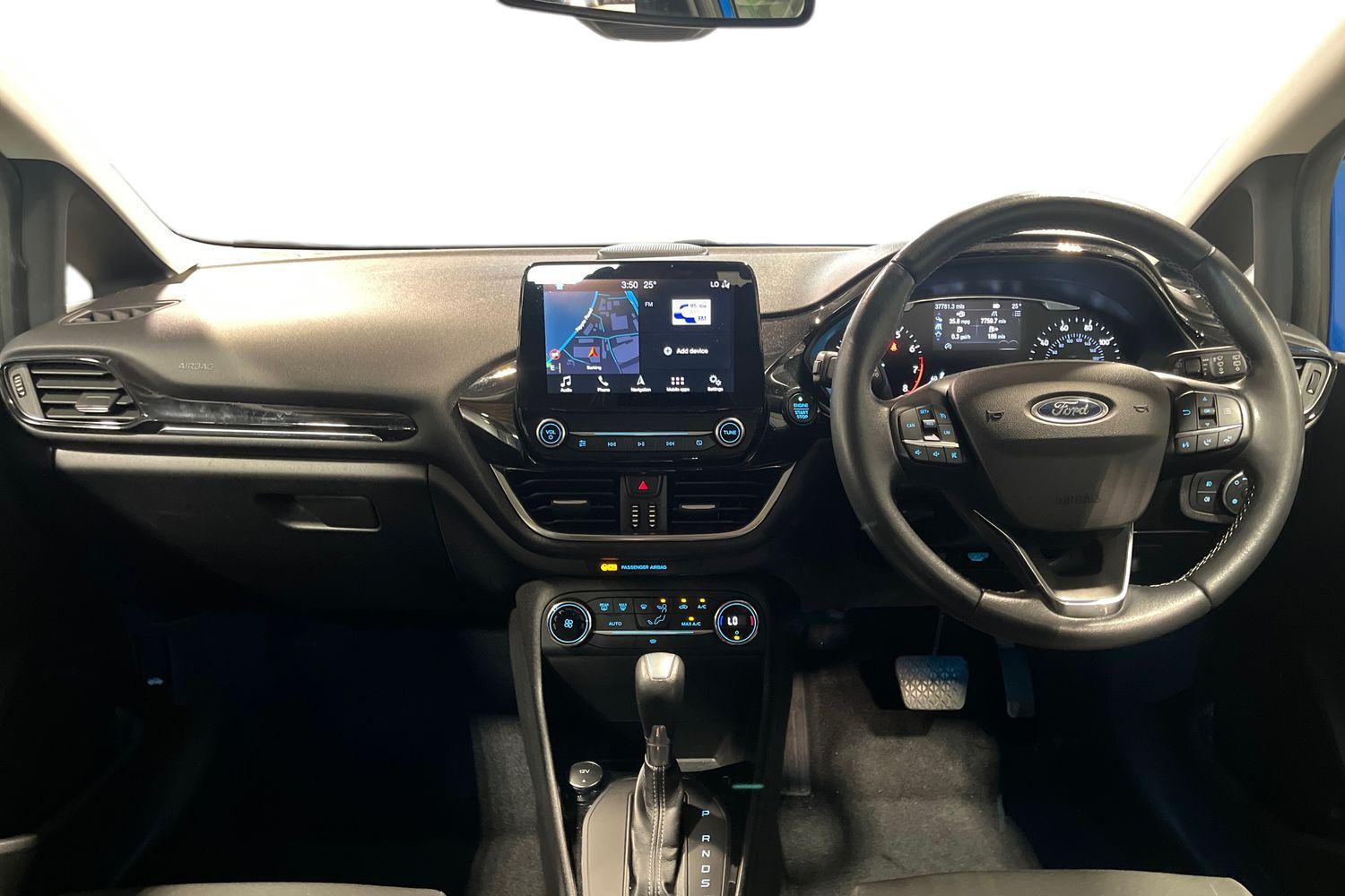 Ford FIESTA Photo 9