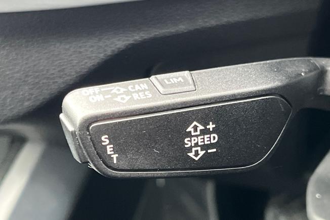 AUDI Q2 Photo 24