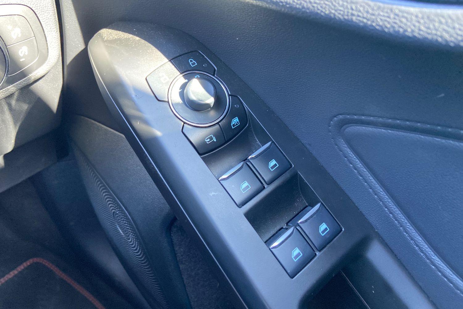 Ford FOCUS Photo 15