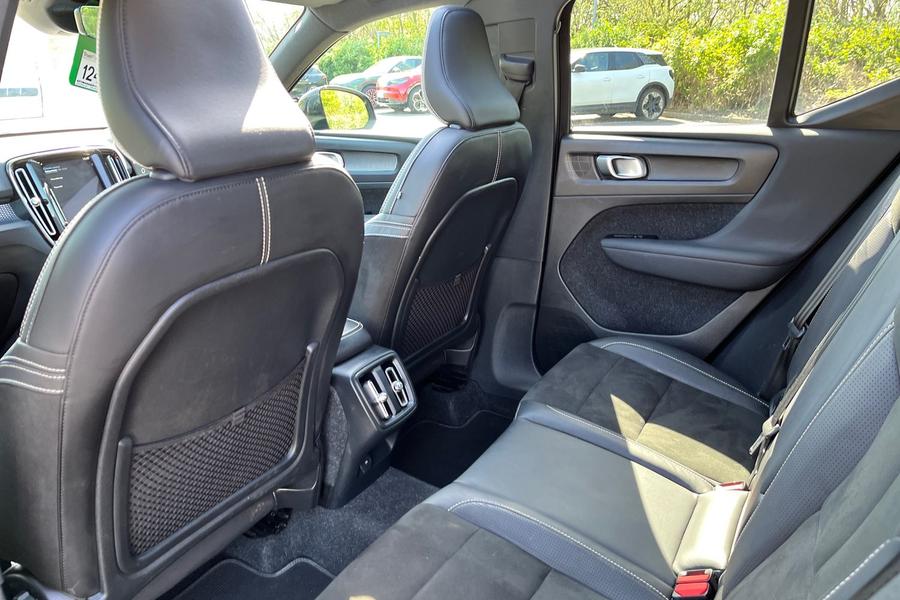 Volvo XC40 Photo autoimg-6d6d70d3829f9298efd29265507f397a7b9e155d.jpg