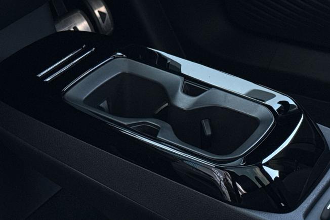 VOLKSWAGEN Id.5 Photo 45