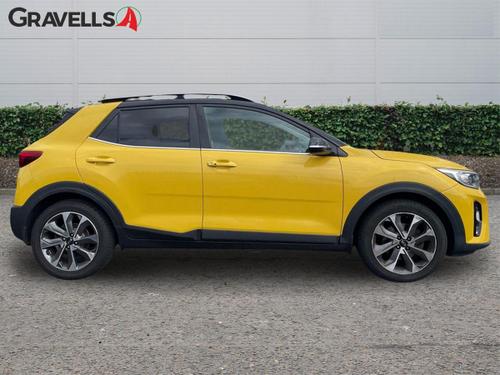 Kia STONIC Photo autoimg-6d70ee32f8b3d5454b7661e1d6ec41f96408a6ec.jpg