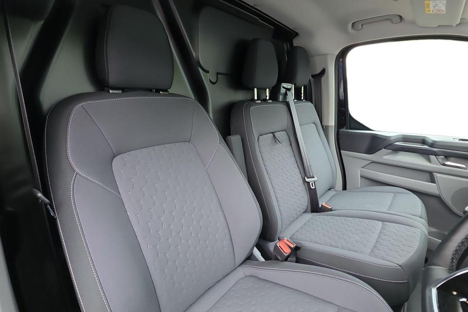 Used Ford Transit Custom WP26KXR 11