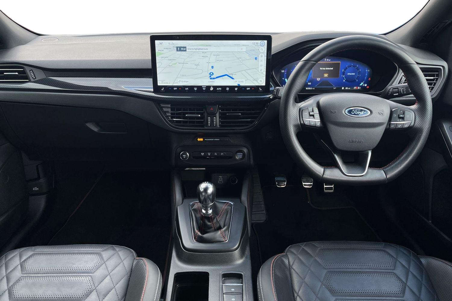 Ford FOCUS Photo 9