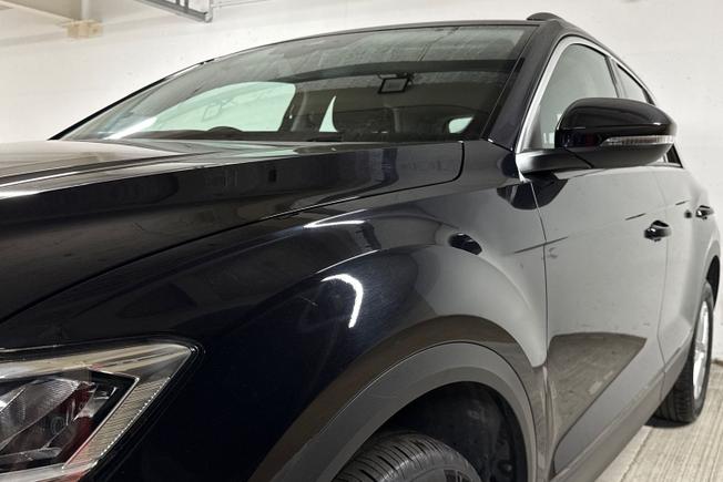 VOLKSWAGEN T-Roc Photo 40