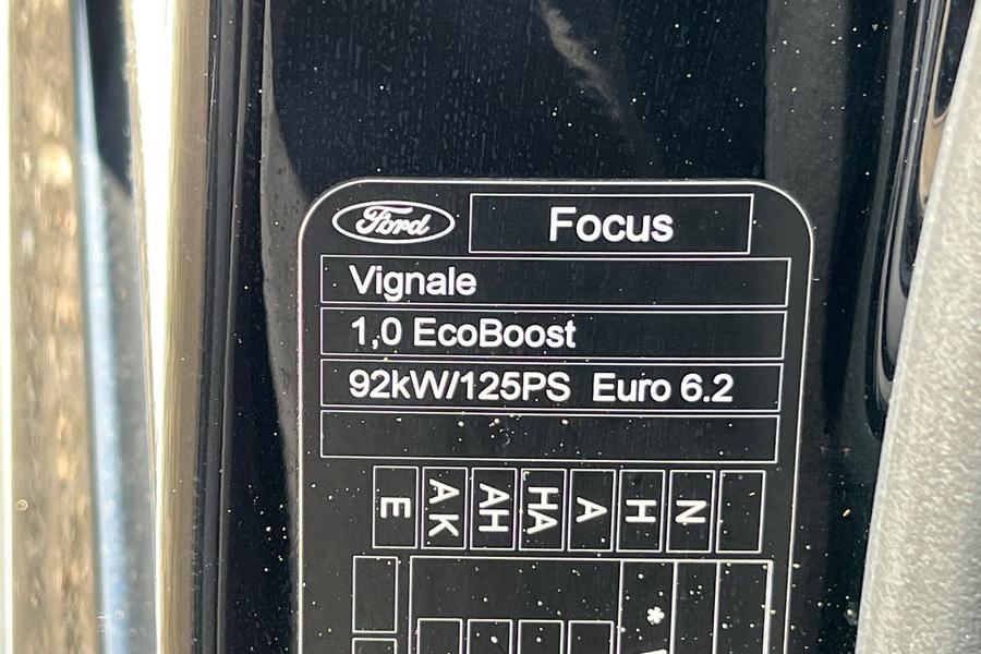 Ford FOCUS VIGNALE Photo autoimg-6d7557f1df85595fc66f9cbf19f5493cf3566364.jpg