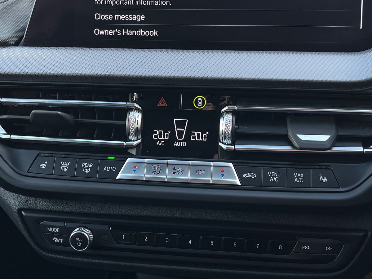 BMW 1 Series Photo 10