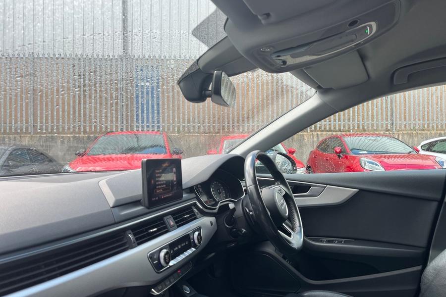 Audi A5 Photo autoimg-6d76a299a473b2d81e04b2ad6b9a82ee46bd4880.jpg