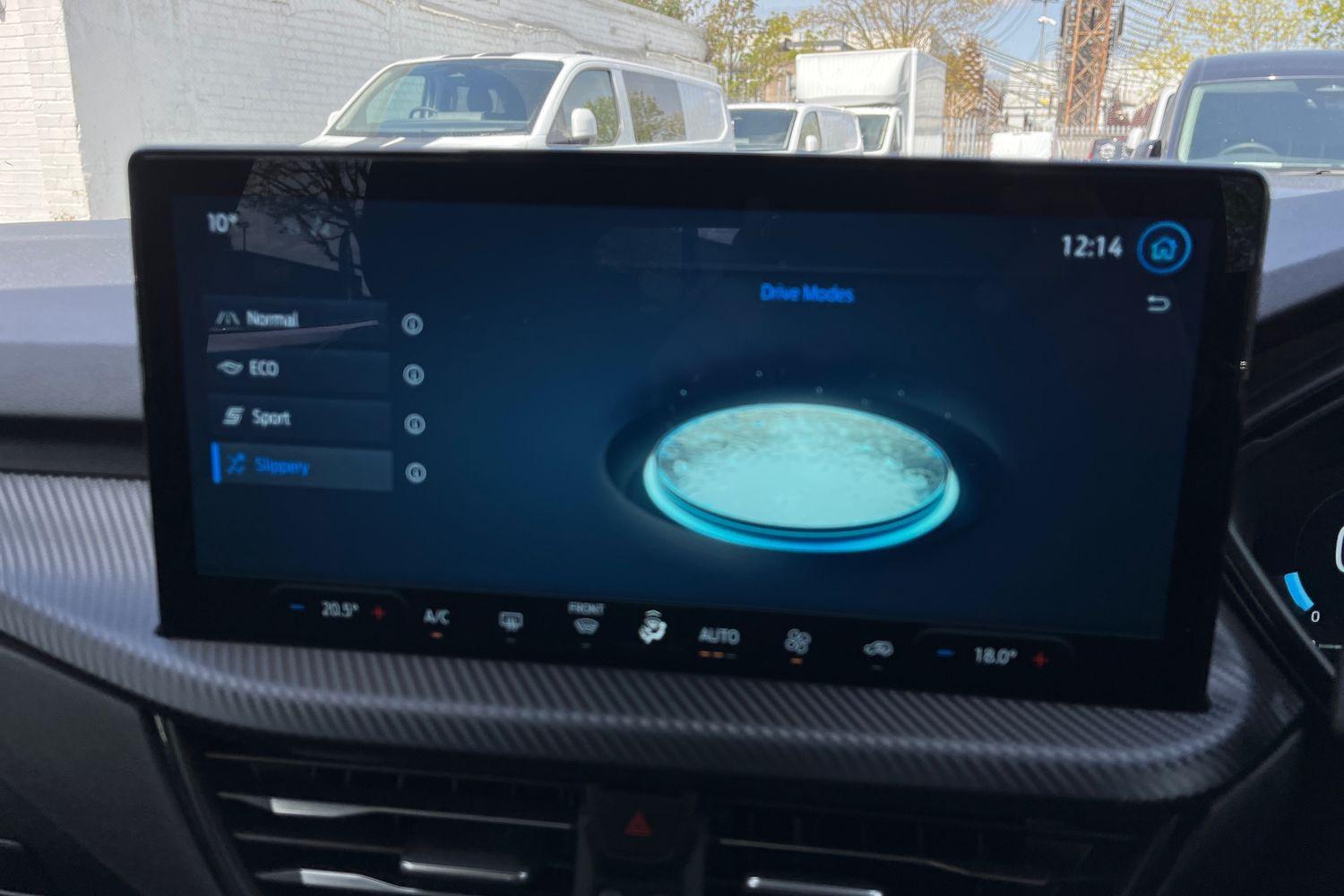Ford Kuga Photo 29
