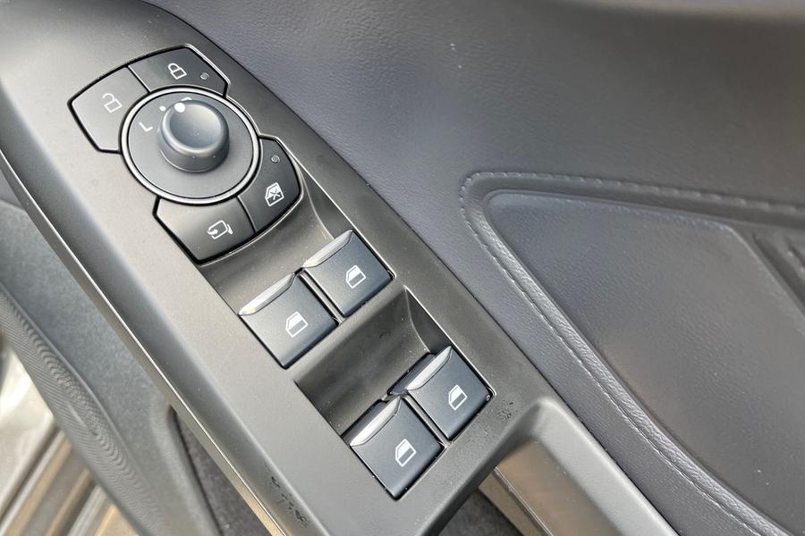 Ford Focus Photo autoimg-6d7d2426b5bd2a5ca16f1fd30f5b534e1ec33372.jpg