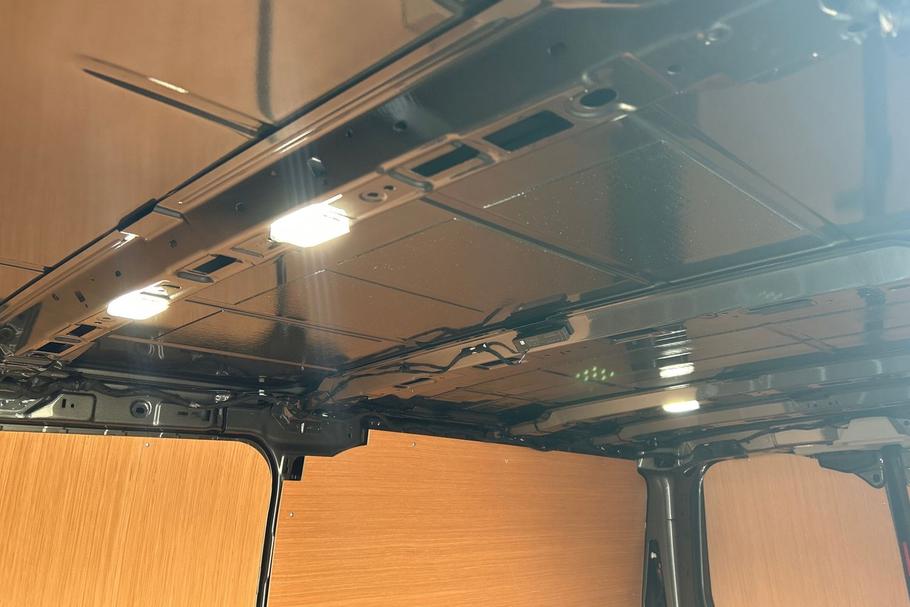 Used Ford TRANSIT CUSTOM WP75RZK 34