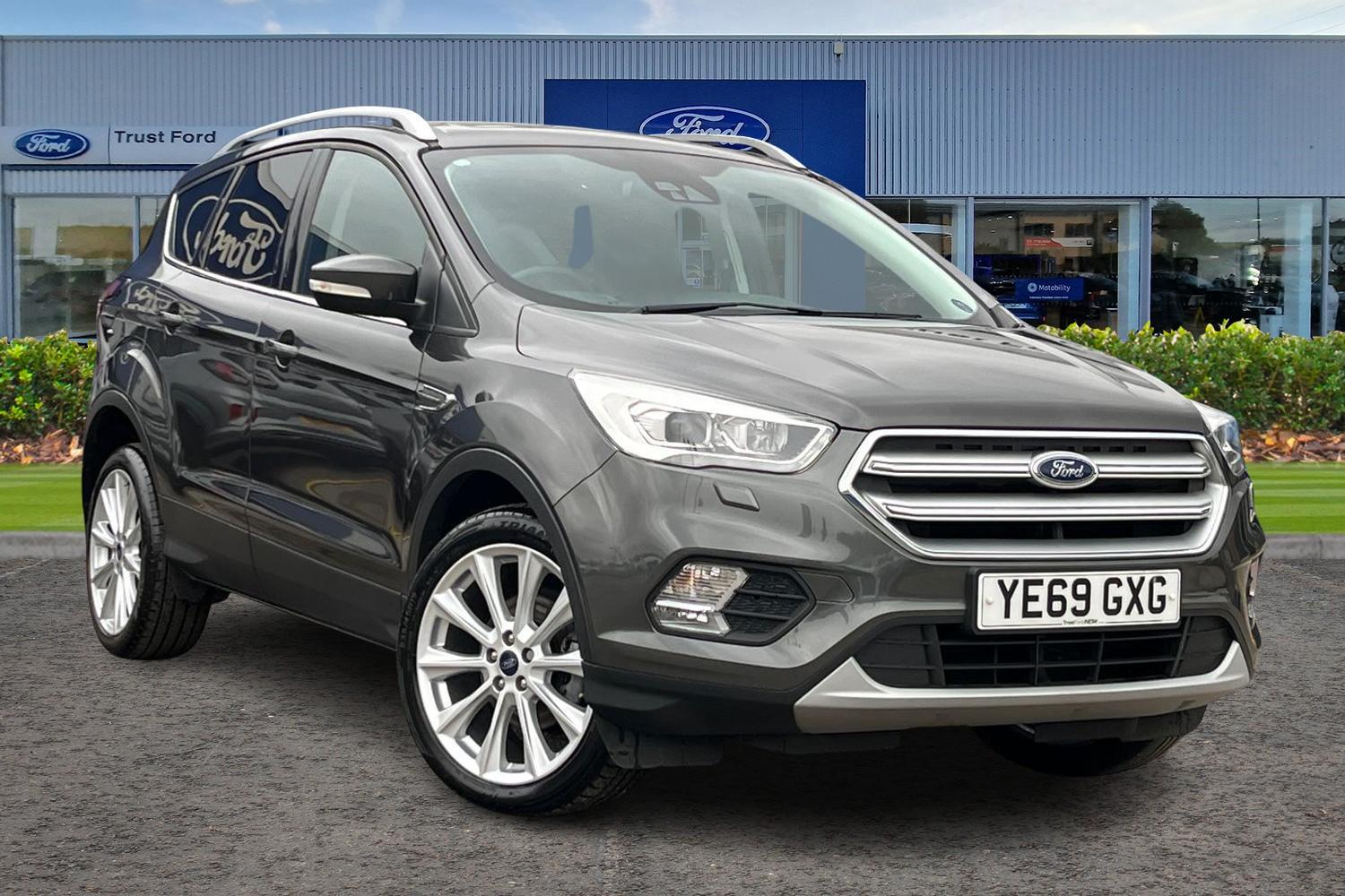 Ford Kuga Photo 0