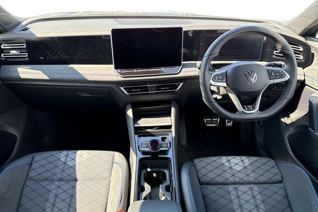 VOLKSWAGEN Tiguan Photo 10