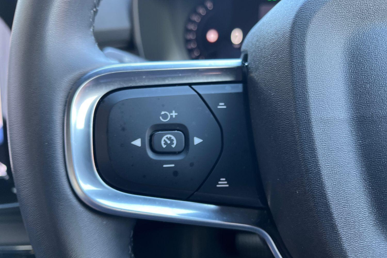 Volvo XC40 Photo 23
