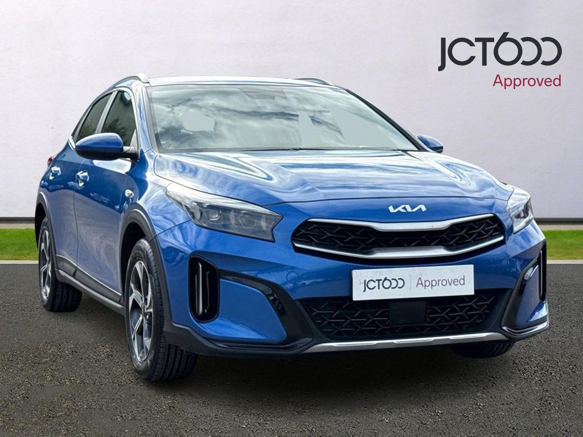 2023 KIA XCeed