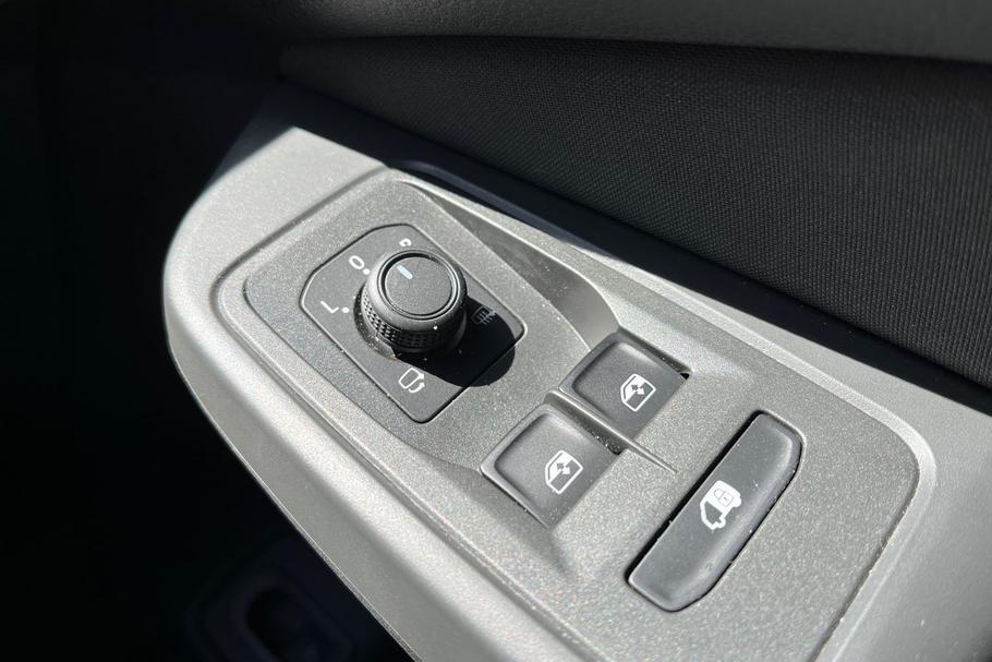 Used Ford TRANSIT CONNECT WP75CMU 25