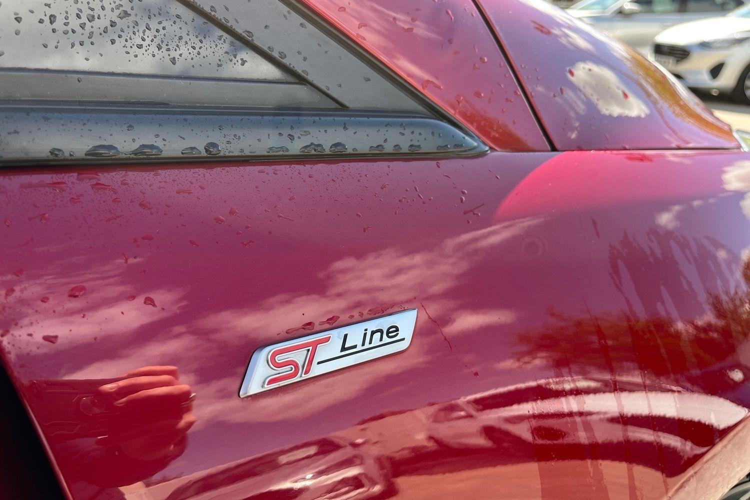 Ford FIESTA Photo 23