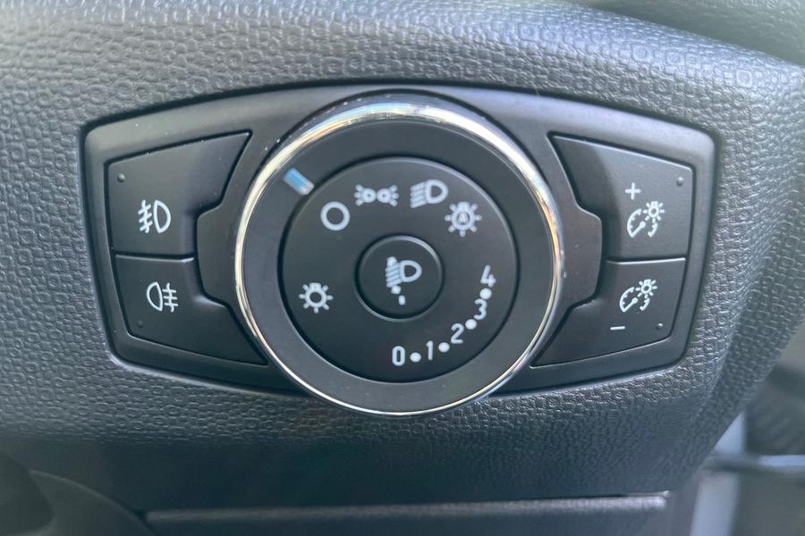 Ford ECOSPORT Photo autoimg-6d906a3c9696633d29b11eaea4647612a94b56e8.jpg