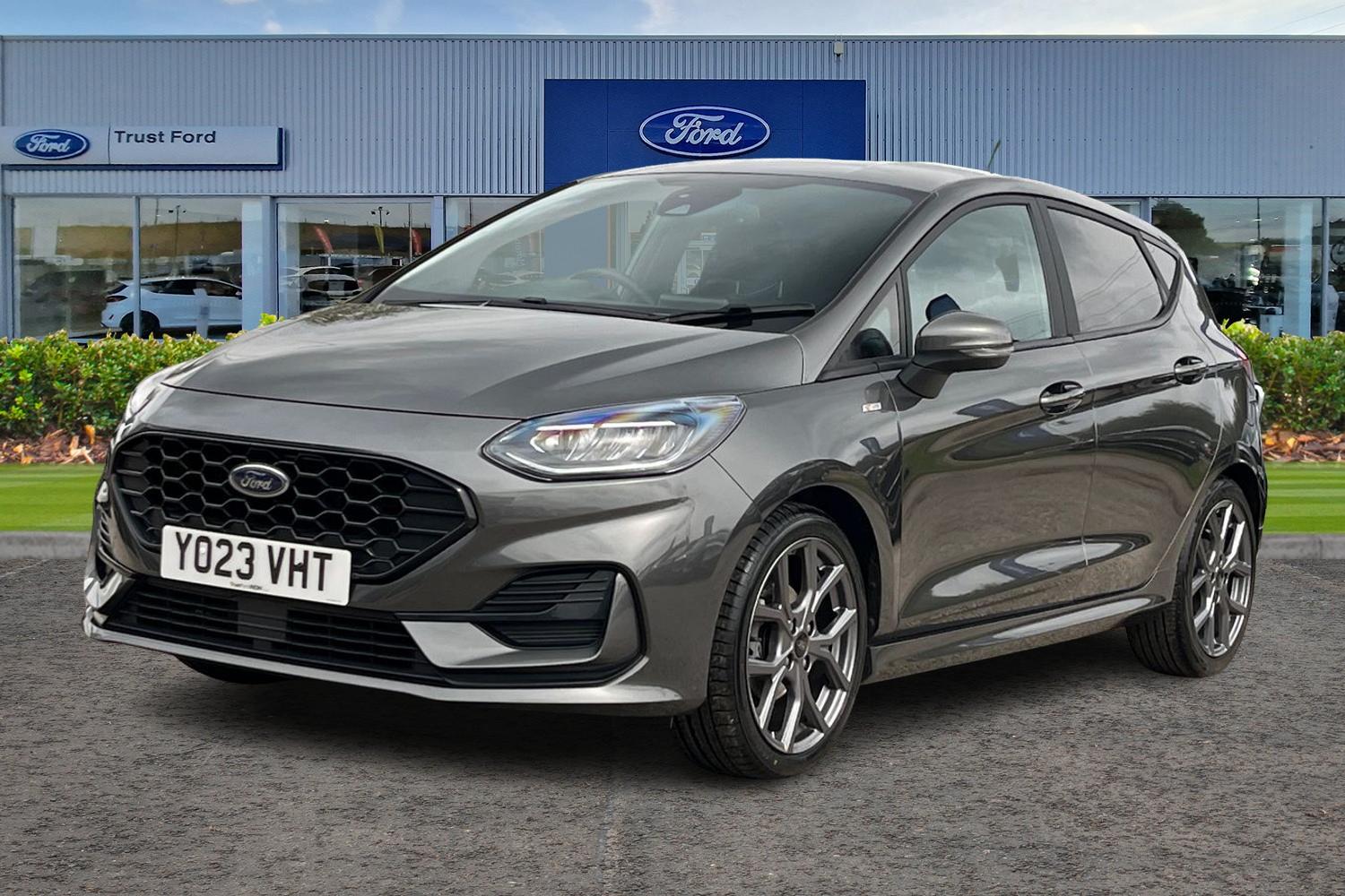 Ford FIESTA Photo 4