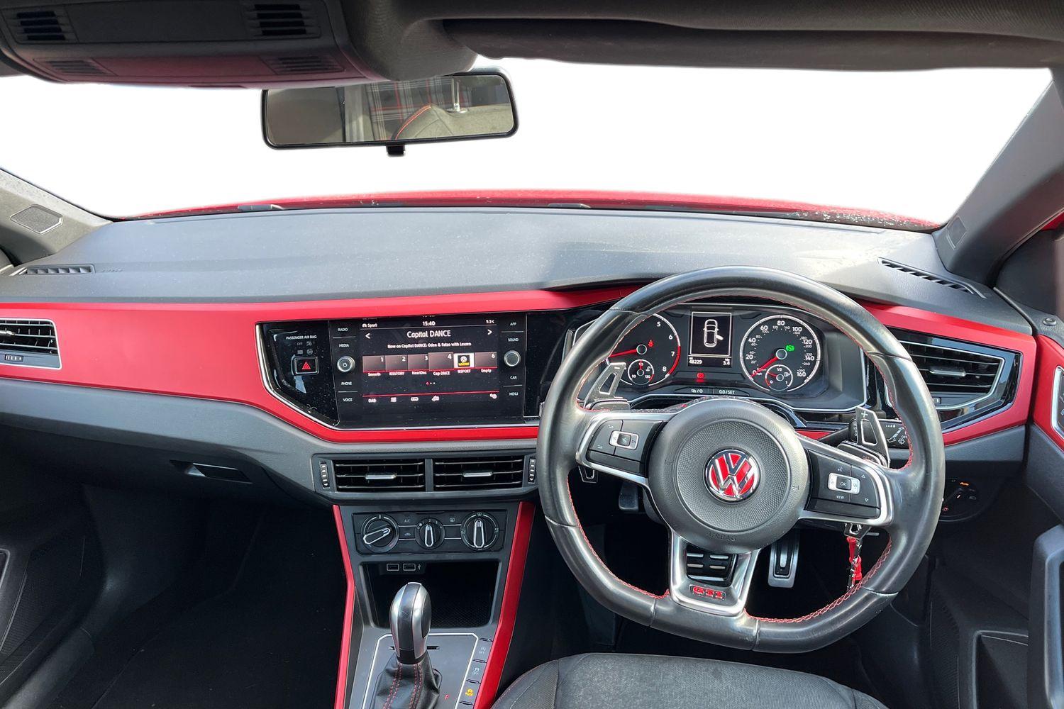 Volkswagen POLO Photo 10