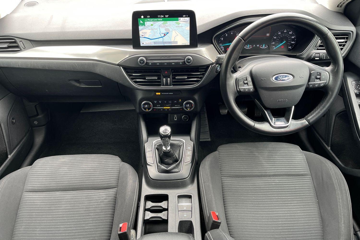 Ford FOCUS Photo 9