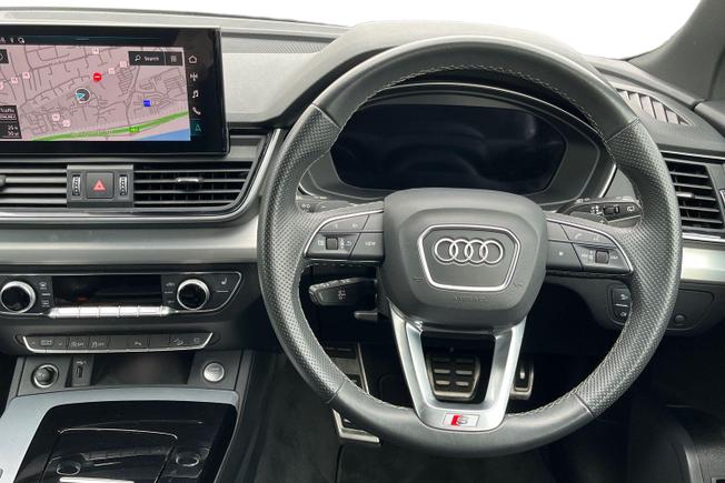 AUDI Q5 Photo 12
