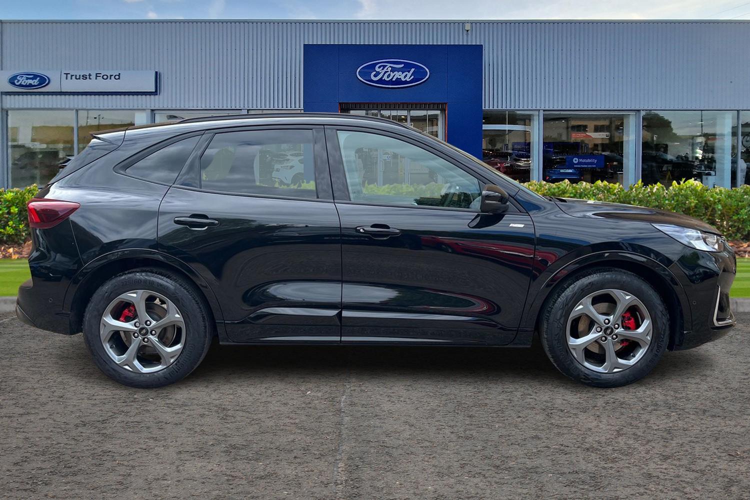 Ford KUGA Photo 2