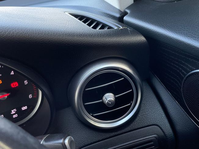 MERCEDES-BENZ Glc Photo 38