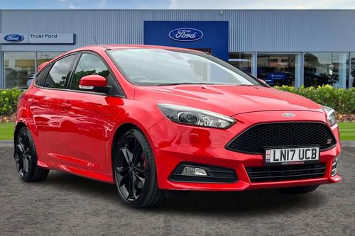 Used Ford FOCUS LN17UCB 1