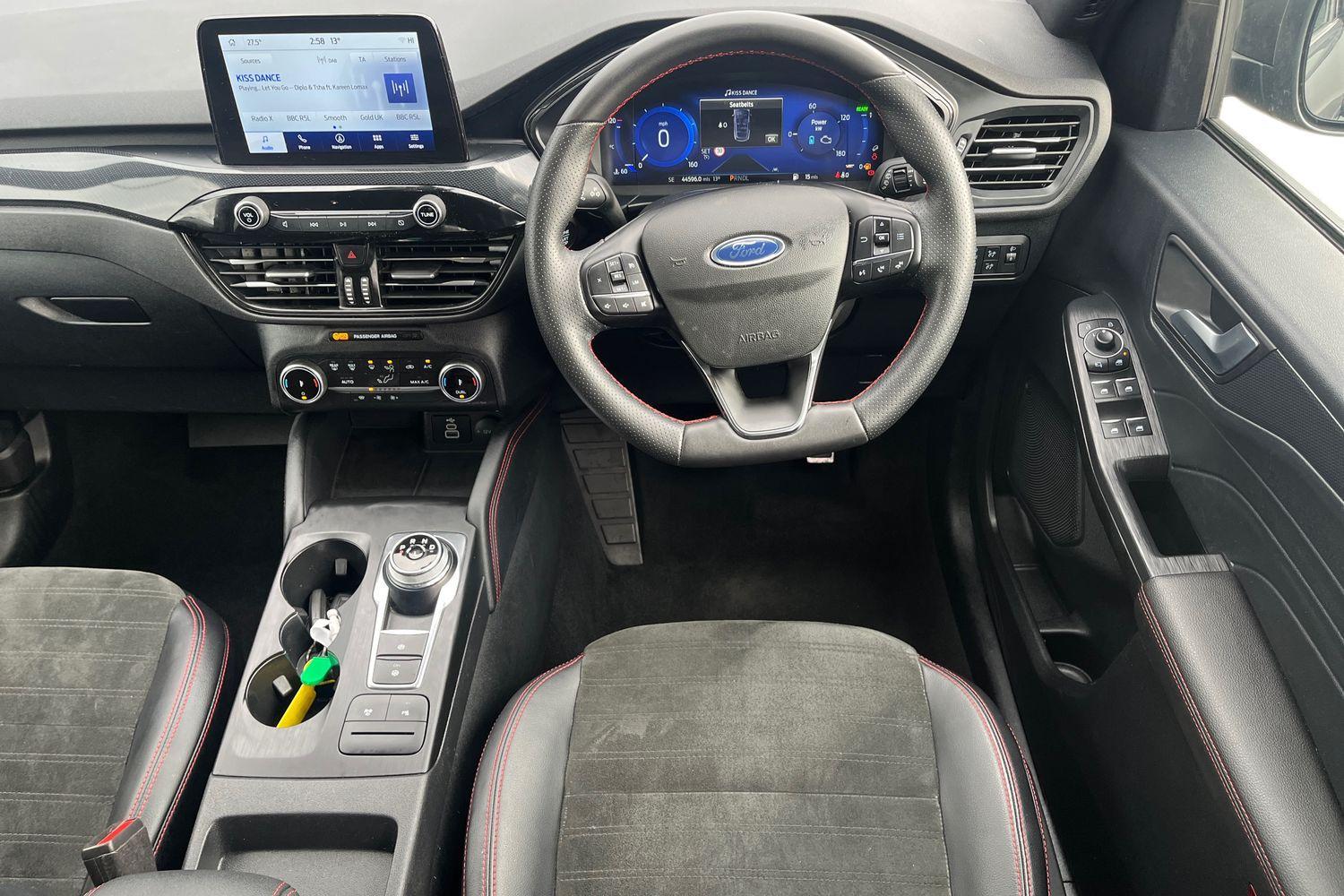 Ford KUGA Photo 10