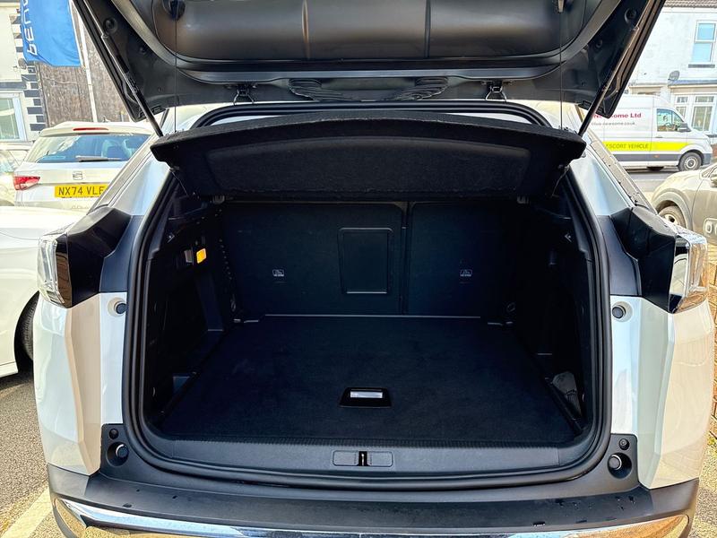 Used Peugeot 3008 EK22WWT 18